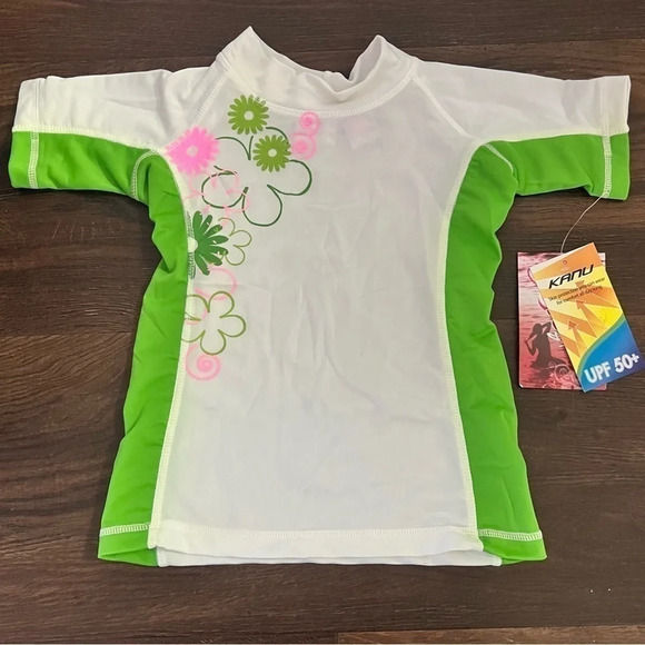 Kanu Surf Girl's Sun Protective Rashguard Swim Shirt UPF 50+ Girls size 5 - Picture 1 of 6